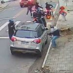 bandidos fazendo arrastão