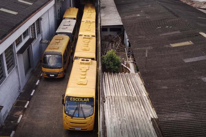 Vereador de Diadema denuncia que vários micro-ônibus novos estão sem uso