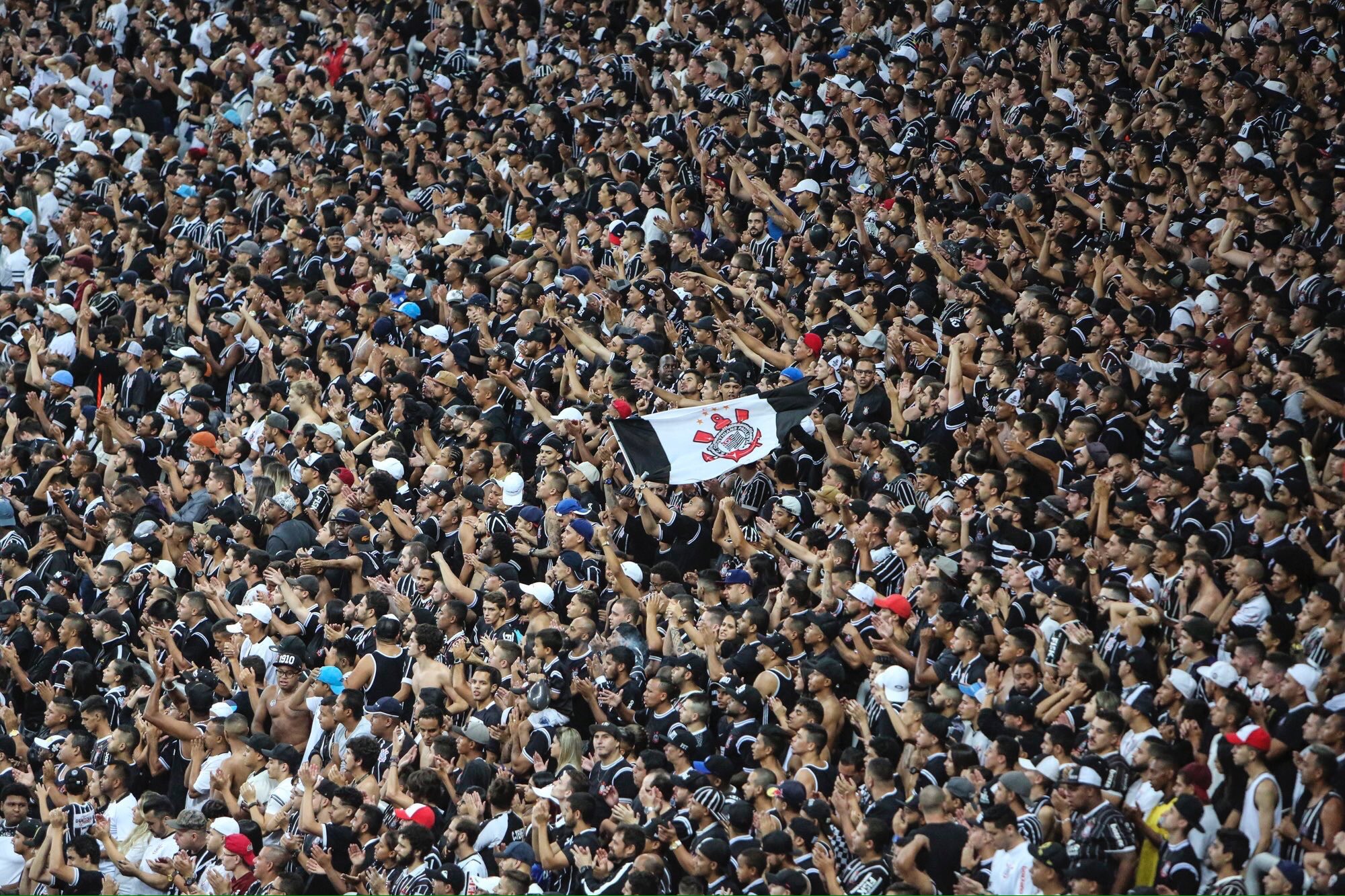 bandeira do Corinthians no Estádio