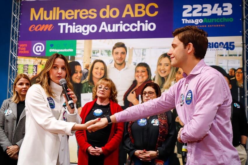 deputado thiago Auricchio e Luciana Garcia