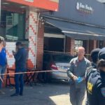 carro invade restaurante