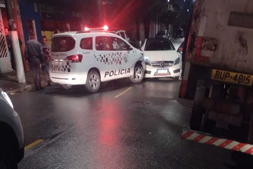 Bandido é preso em S.Bernardo após colidir carro roubado com viatura da PM