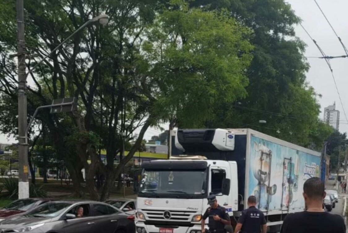 Cadeirante é atropelado por caminhão e morre em Santo André