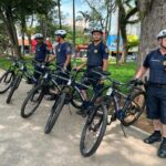 guardas municipais com bikes