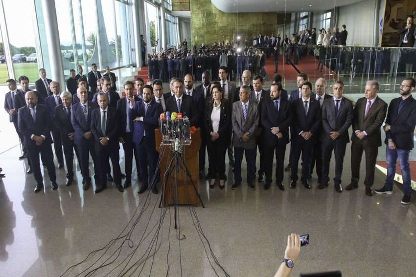 presidente Bolsonaro e ministros
