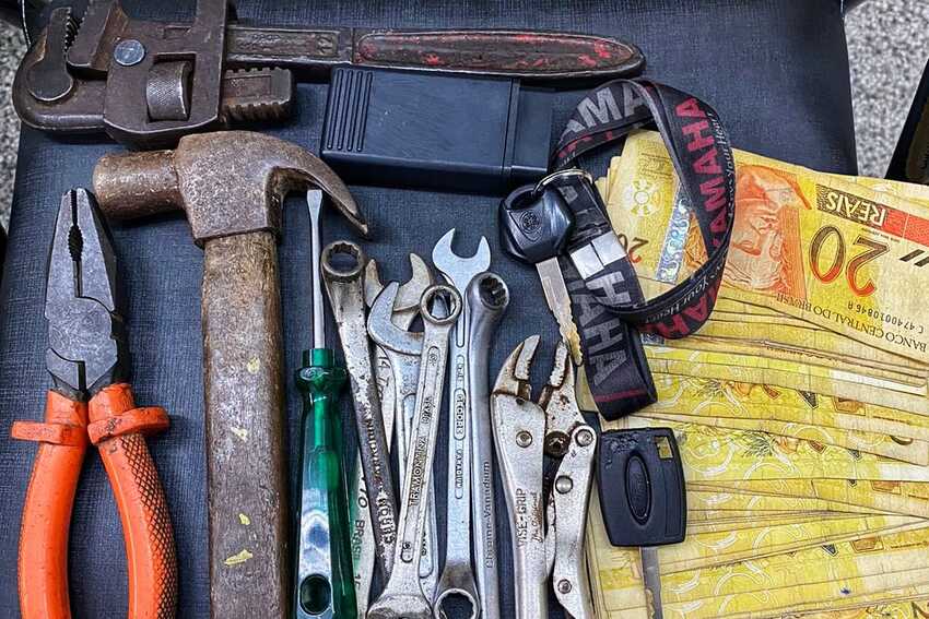 ferramentas usadas em furto