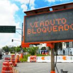 Viaduto Castelo Branco bloqueado