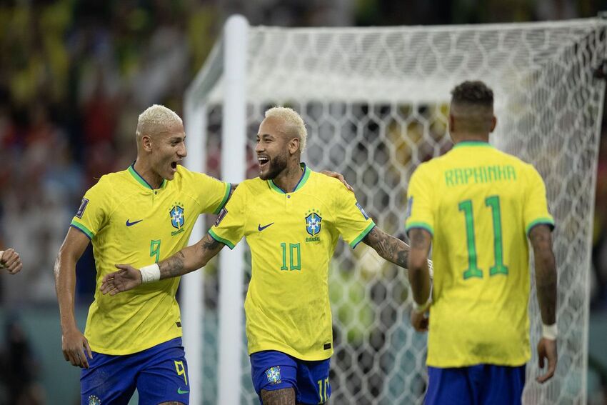 Brasil tenta manter escrita diante da Croácia para chegar à semifinal