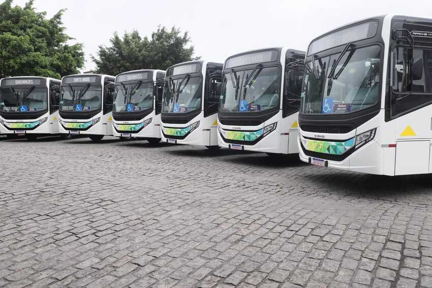 Santo André entrega 15 novos ônibus que atenderão 20 mil passageiros