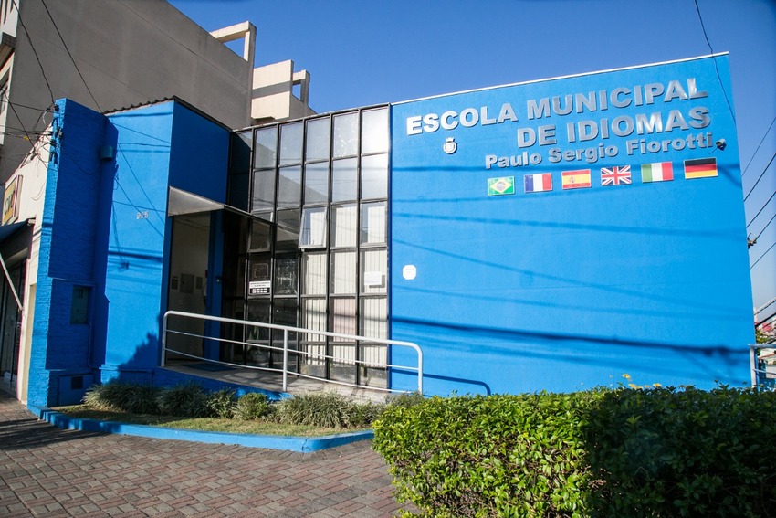 Escola Municipal de Idiomas