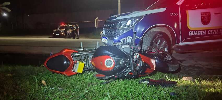Bandido morre após fugir de moto e confrontar GCMs de São Bernardo