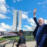 Lula toma posse