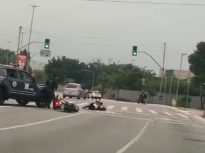 Após Rota intervir, bandido perde a vida ao roubar motocicleta de casal
