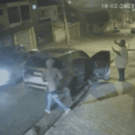 cantor Péricles sendo roubado