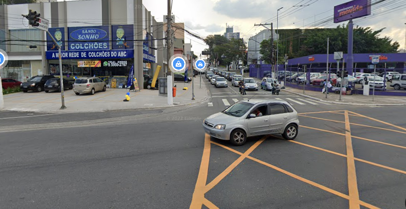 cruzamento da avenida Faria Lima com a rua Frei Gaspar