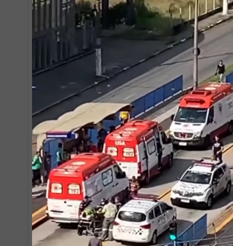 Viatura da polícia civil atropela pedestres no corredor de trólebus de Diadema
