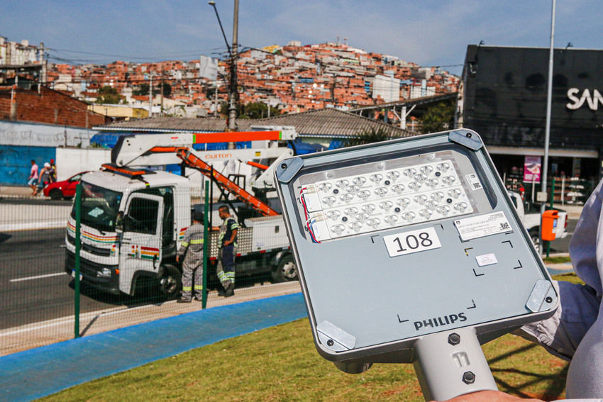 São Bernardo anuncia 5ª fase do Programa Mais Luz