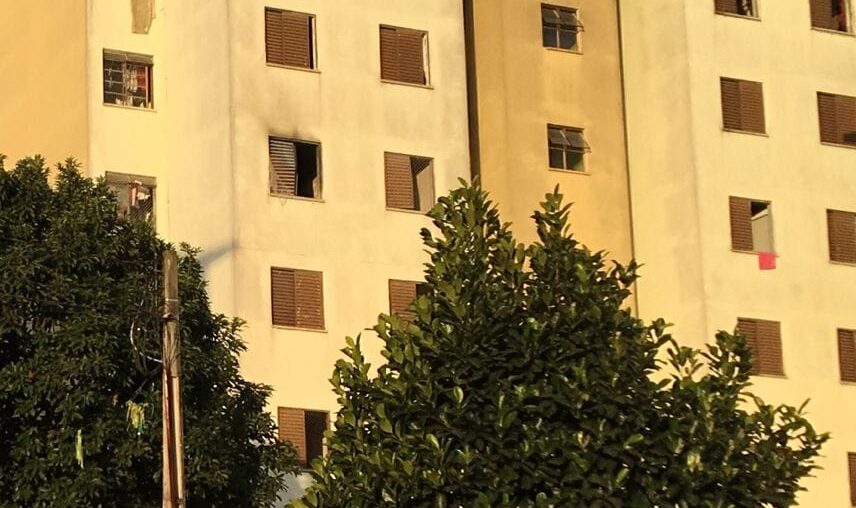 Apartamento de S.Bernardo pega fogo e 4 são presos por associação criminosa