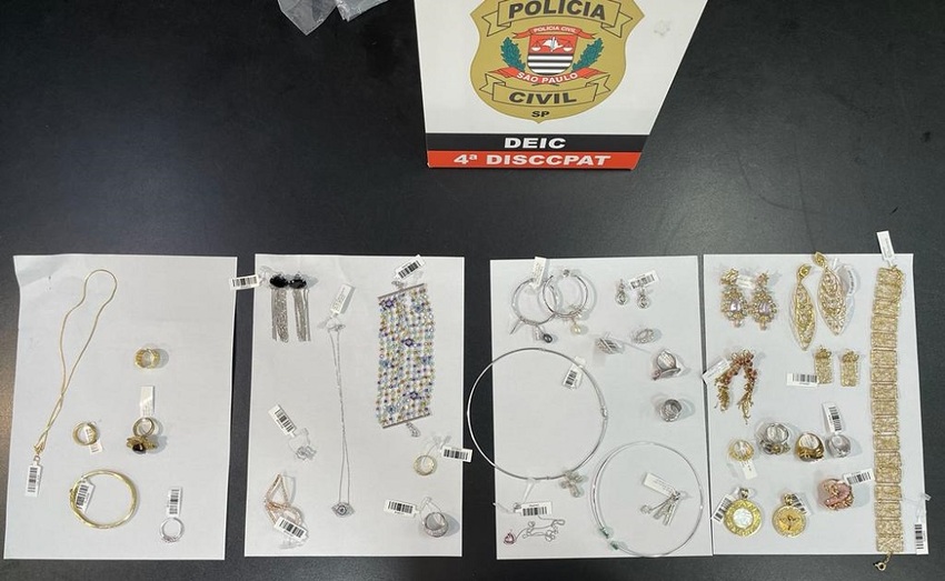 Empregada que roubou joias avaliadas em R$ 600 mil é detida