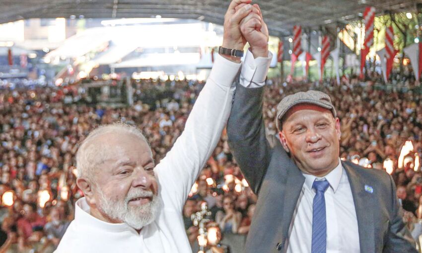 Em S.Bernardo, Lula volta a promoter picanha em evento com metalúrgicos