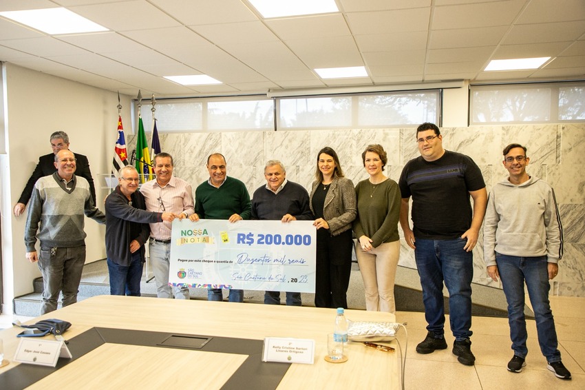 São Caetano entrega premiação de R$ 200 mil do Programa Nossa Nota