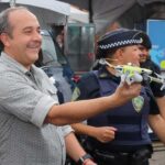 Guto Volpi entrega drone