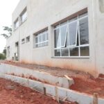 fachada do hospital veterinário em obras