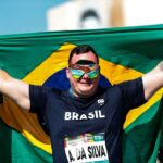 Atleta com Bandeira do Brasil