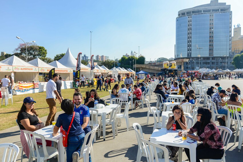 Festival da comida mineira agita o feriado na Esplanada do Paço de S.Bernardo