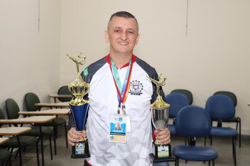 Professor de Ribeirão conquista 4º lugar em competição internacional de Taekwondo