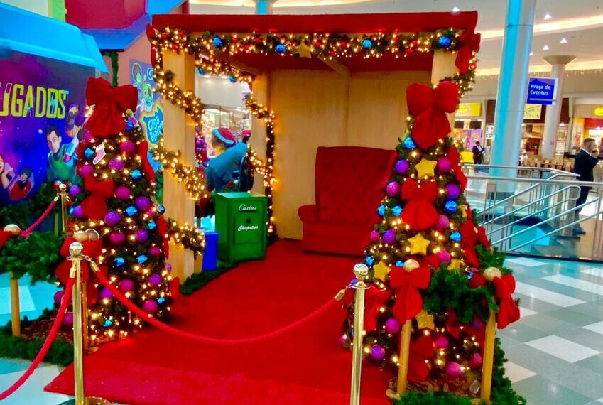 Mauá Plaza aposta em decoração de Natal com chegada de Papai Noel