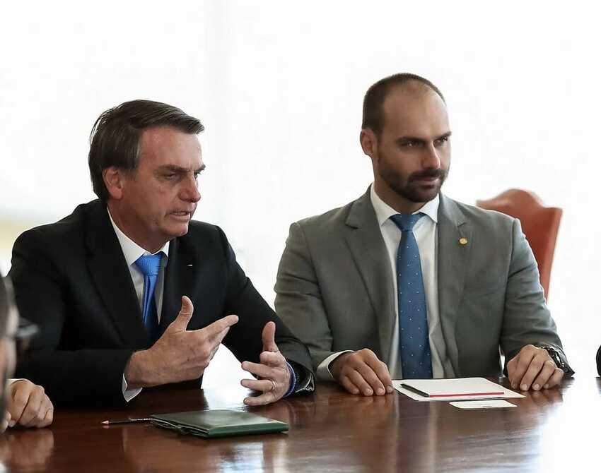 Jair e Eduardo Bolsonaro