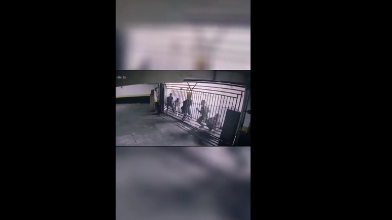 Bando invade condomínio e furta veículo em Sto.André; Veja vídeo