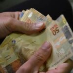 Governo Federal anuncia aumento do salário mínimo para 2024; Veja o valor