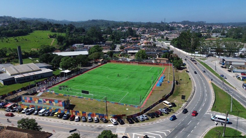 Campo de grama sintética em Ribeirão Pires