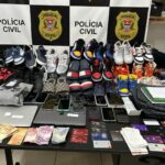 objetos apreendidos em operação policial