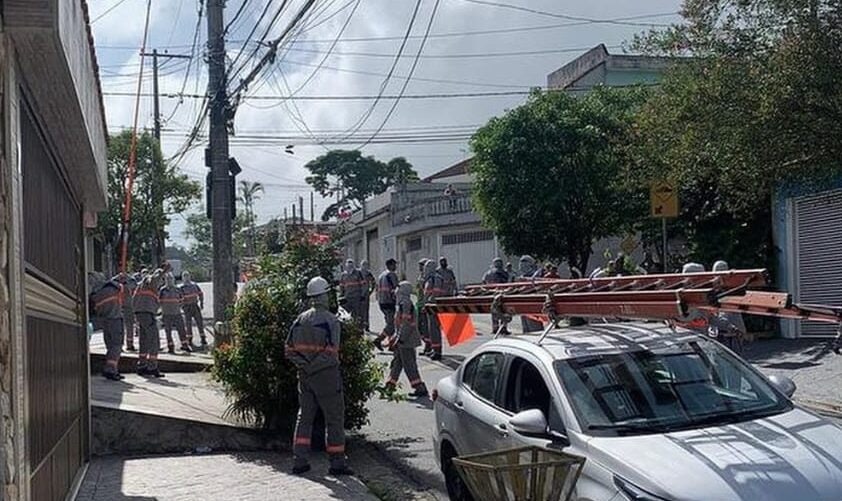 funcionários da Enel