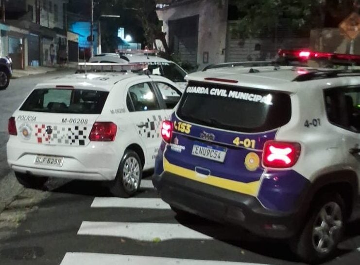 viaturas da PM e GCM de São Bernardo