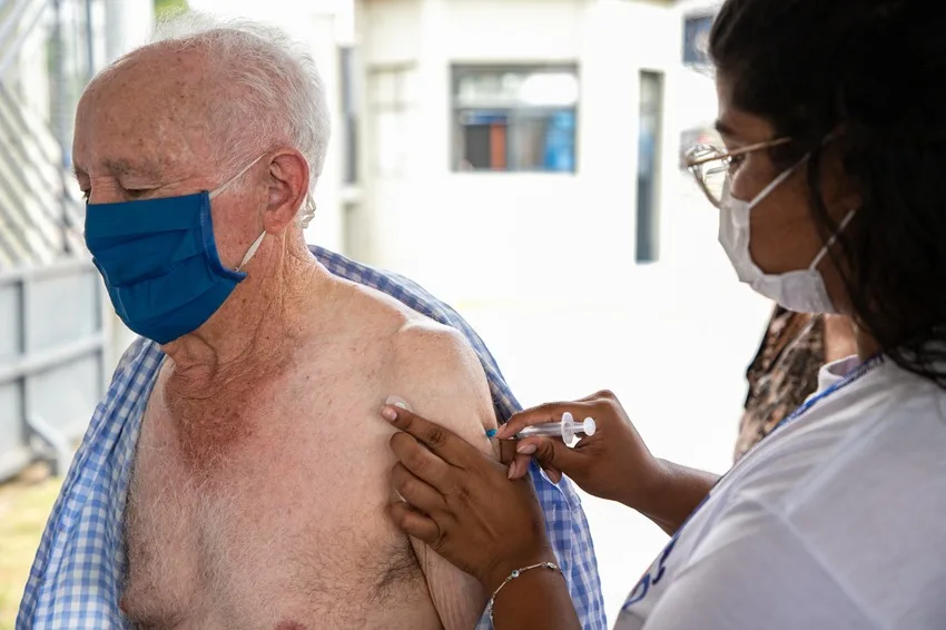 Vacinação contra Covid-19