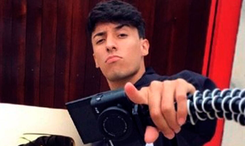 Jovem Carlos Henrique Medeiros