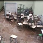 entulho em escola estadual