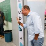 Auricchio em escola