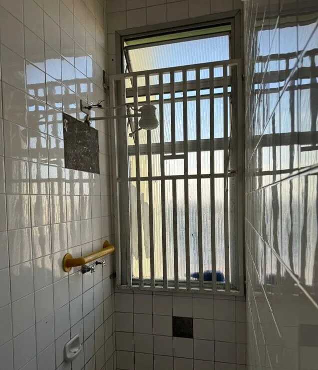 janelas no Hospital Piraporinha