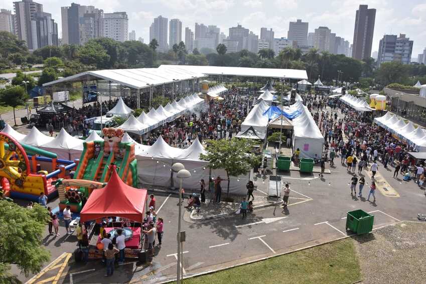 Feira da Fraternidade.