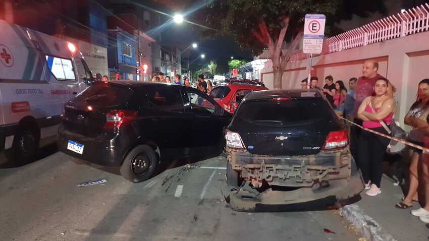 colisão de veículos