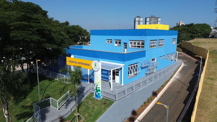 fachada do hospital veterinário