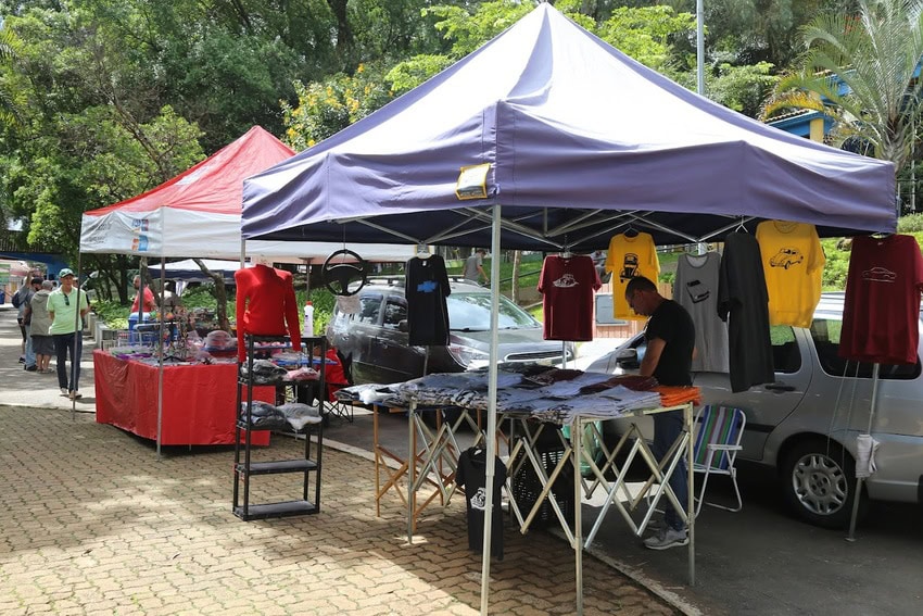 Bosque do Povo terá encontro de carros antigos no domingo