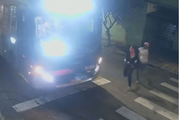 tentativa de roubo a mulher