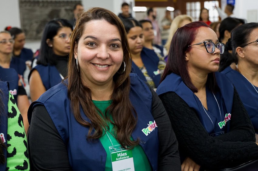Auricchio recebe 80 novas Mães Acolhedoras, que iniciam o trabalho nesta sexta-feira nas escolas da Rede Municipal