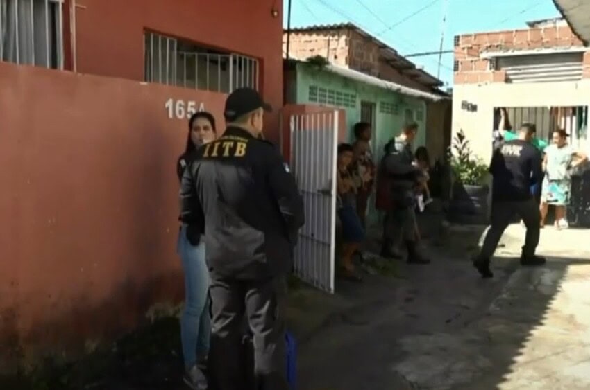 Mulher é presa por tirar vida da própria filha de 10 meses e esconder em freezer